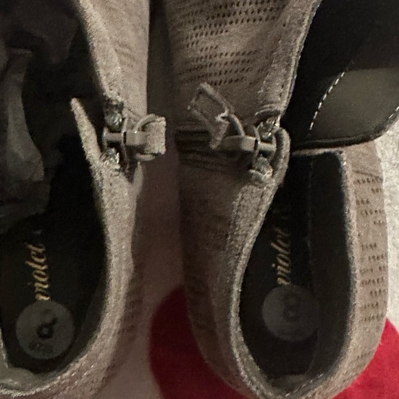 New Violet & Red Jensen Heeled Bootie - Picture 9 of 12